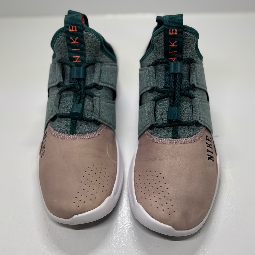 Nike Free RN CMTR 18 Varsity in the Rainforest/Black men’s size 9 - Picture 3 of 10